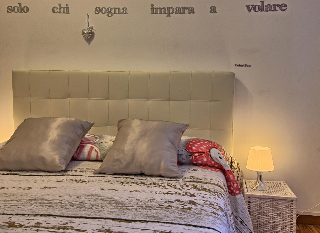 Ferienwohnung Piazza Duomo Amazing Como Exterior foto